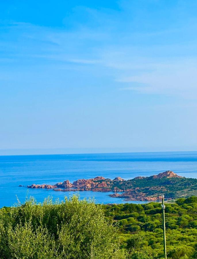 Апарт готель Rocce Rosse Sardinia Ізола-Росса Екстер'єр фото